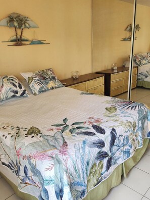 2 bedrooms, iron/ironing board, WiFi, bed sheets - Beach, pool, tennis with 2-bedroom Anchorage Vacation Villas condo St Thomas (St Thomas)