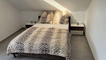 2 Schlafzimmer, Bügeleisen/Bügelbrett, Reisekinderbett, WLAN