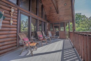 Familien-Ferienhütte, Bergblick | Terrasse/Patio