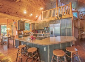 Family Cabin, Mountain View | Interior detail
