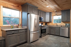 Family Cabin, Lake View | Private kitchen | Full-size fridge, microwave, oven, stovetop