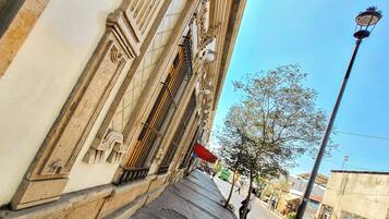 Bagian depan properti