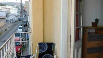 Habitación individual básica, vista a la ciudad | Wifi gratis