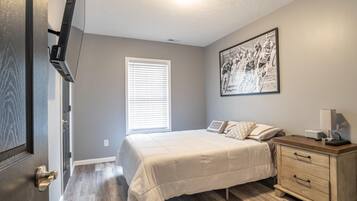 Townhome, 4 Bedrooms | 4 bedrooms, free WiFi