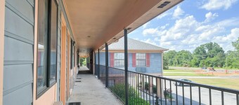 Louisville Inn By Oyo Louisville Municipal Airport