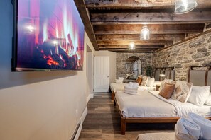 4 chambres, fer et planche à repasser, Wi-Fi gratuit, draps fournis