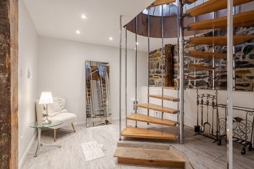 Majestic Villa in Downtown Griffintown