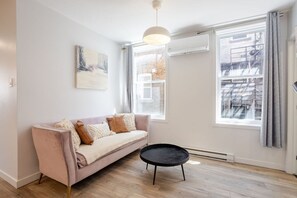 Smart TV - Charming 3BR in the Plateau MTL (Montréal)