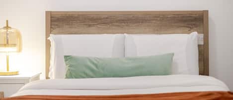 4 chambres, fer et planche à repasser, Wi-Fi gratuit, draps fournis