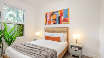4 habitaciones, tabla de planchar con plancha y wifi gratis