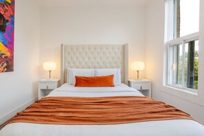 4 bedrooms, desk, iron/ironing board, free WiFi