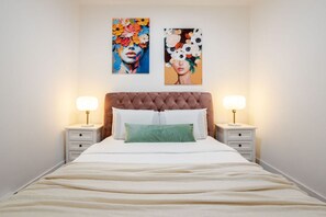 4 chambres, bureau, fer et planche à repasser, Wi-Fi gratuit