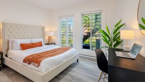 Unclassified image, 5 of 27, button - Sophisticated 3BR with Outdoor Retreat (Montréal)