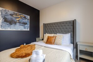 4 bedrooms, desk, iron/ironing board, free WiFi