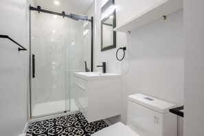 Haartrockner, Handtücher