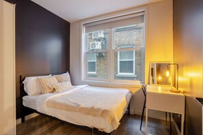 4 soveværelser, skrivebord, strygejern/strygebræt, gratis Wi-Fi