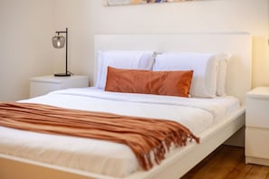 1 bedroom, desk, iron/ironing board, free WiFi