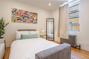 1 chambre, bureau, fer et planche à repasser, Wi-Fi gratuit