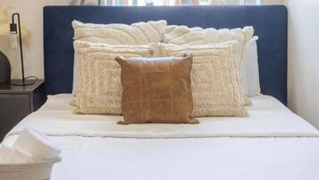 3 sovrum, skrivbord, strykjÀrn/strykbrÀda och gratis wi-fi