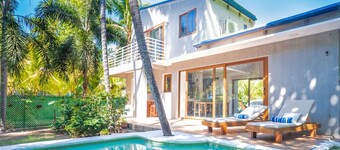 SantiChanti Walk to Sunzal Beach