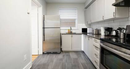 Stylish 2BR in Montreal