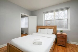 2 soveværelser, skrivebord, strygejern/strygebræt, gratis Wi-Fi