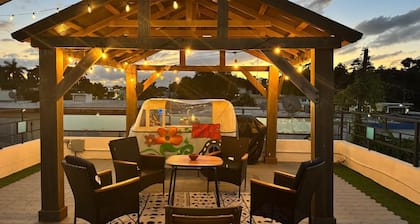 Cozy 1-bedroom apart. with view Terrace of S.J. Electric Generator, WiFi, AC