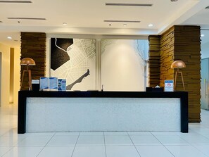 Lobby -  A spacious 31sqm studio unit in abreeza place (Davao City)