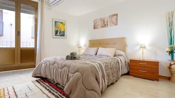 2 quartos, ferros/tábuas de passar roupa, Wi-Fi de cortesia