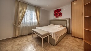 4 chambres, Wi-Fi gratuit, draps fournis