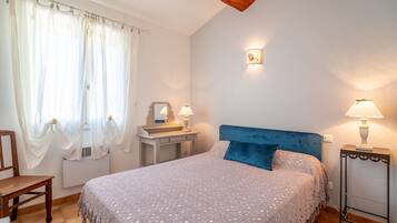 2 chambres, Wi-Fi gratuit, draps fournis