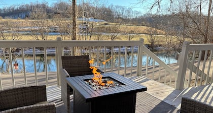 Charming 2-bedroom fishing cabin in brilliant Gate City with AC, WiFi