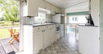 Mobile Home for 3 People at Lake Isachris – Hiking and Relaxation in the Médoc