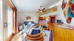 Smart TV - Luxury Studio | In Town | Wi-Fi | The Grande 312 (Angel Fire)