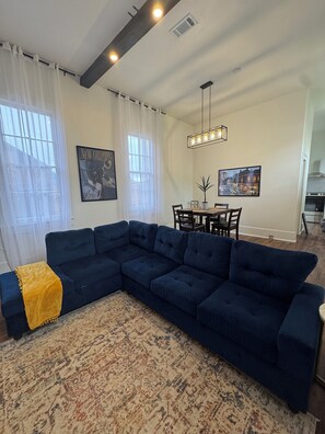 Living area - Newly Renovated Antique 3 Bedroom Home in Historic Garden District (New Orleans)