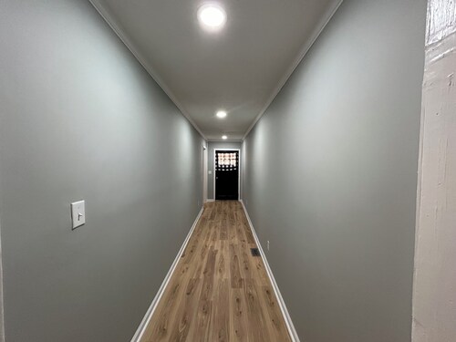 Country Living w/ TVs in Each Room