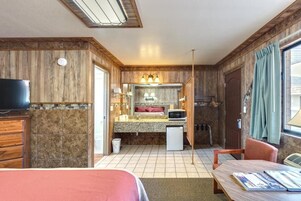 Standard Single Room, Mountain View | Desk, laptop workspace, free WiFi