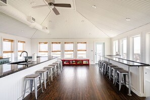 Bar (on property) - 1 Block from the Beach, Entertainment Deck with games and Tv, large enough for 26 guests. (Bolivar Peninsula)