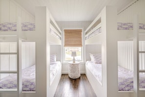 6 Schlafzimmer, WLAN, Bettwäsche