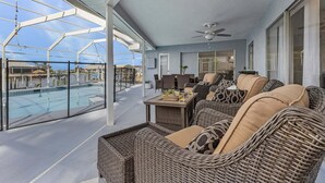 A heated pool - Direct Gulf Access, Heated Pool - Sunshine Getaway - Roelens (Cape Coral)