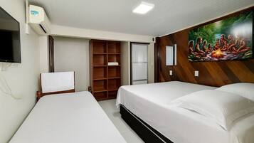Executive Triple Room | Free WiFi, bed sheets