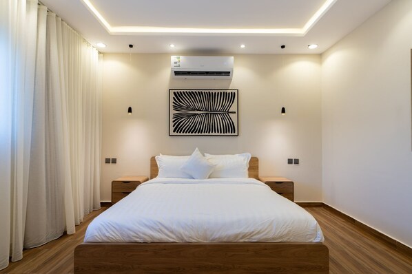 1 habitación, tabla de planchar con plancha y wifi 