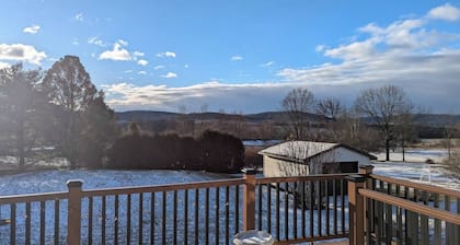 Adventures on Acre-a charming 3-bedroom home in quiet neighborhood
