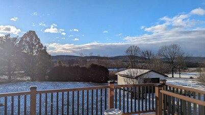 Adventures on Acre-a charming 3-bedroom home in quiet neighborhood