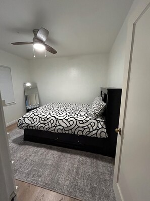 2 bedrooms, WiFi, bed sheets