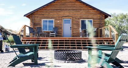 Traut Cabin - Mountain Views & Family Friendly