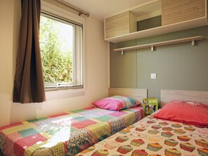 3 Schlafzimmer, Reisekinderbett, kostenloses WLAN