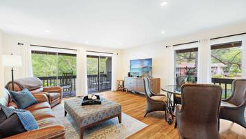 Smart TV, books, offices