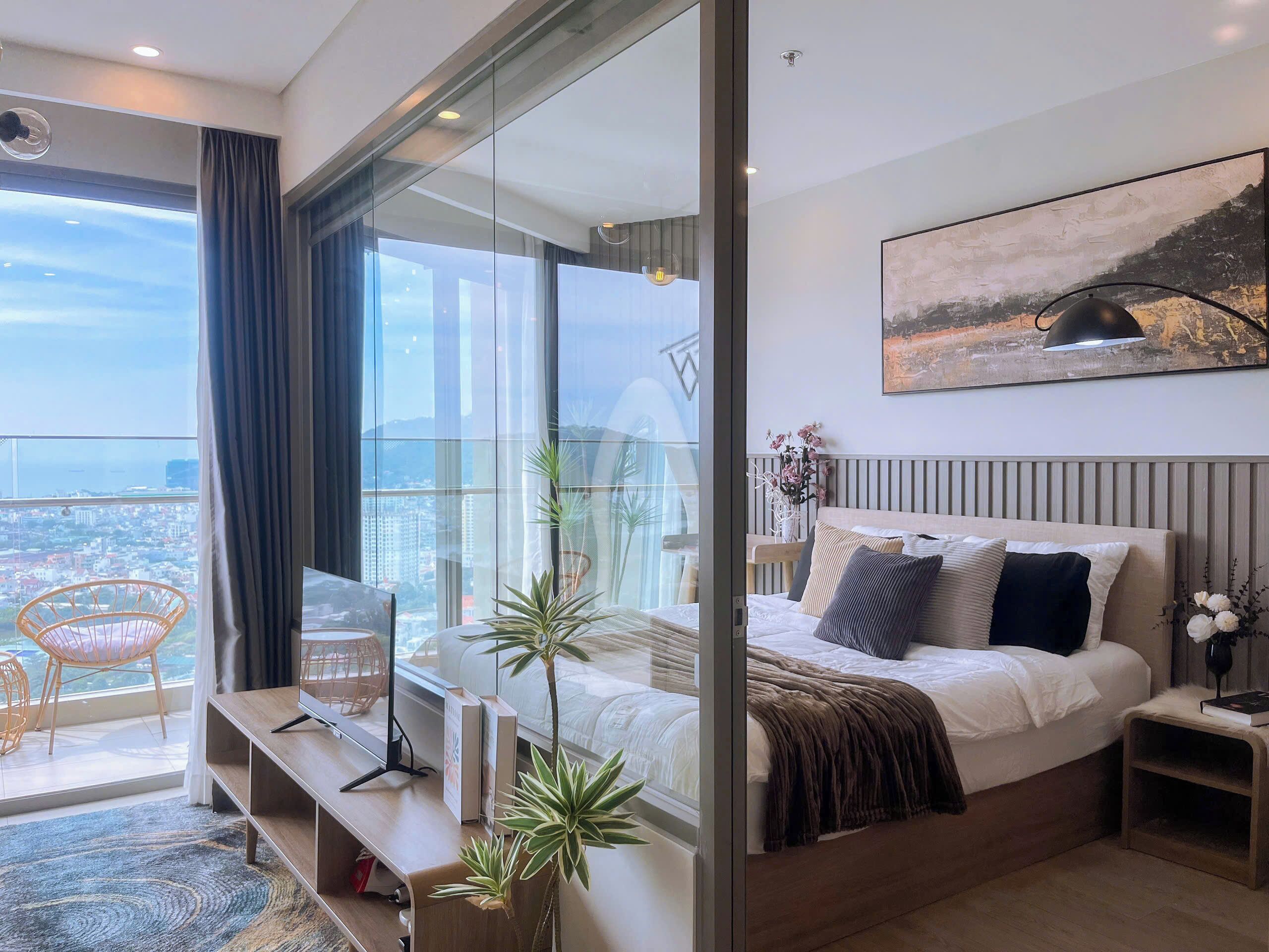 2 soverom, safe på rommet, skrivebord og strykejern/-brett