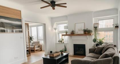 Highlands Home: Bourbon, Derby, Bar, Karaoke & Fun!